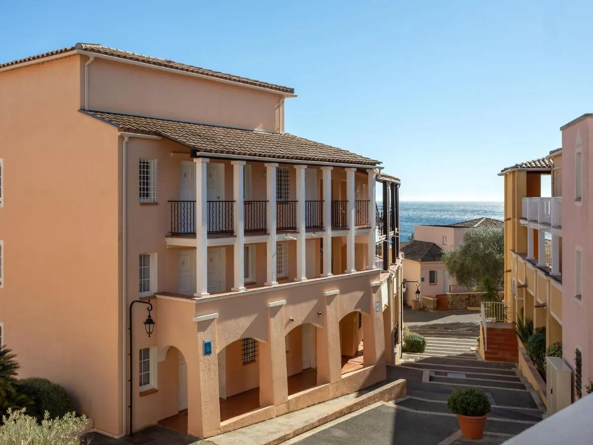 Apartment Village Cap Esterel - Le Village-53 By Interhome Saint-Raphaël