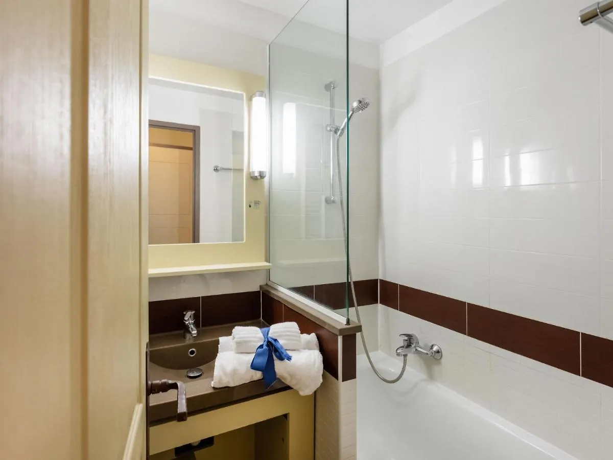 Apartment Village Cap Esterel - Le Village-53 By Interhome Saint-Raphaël