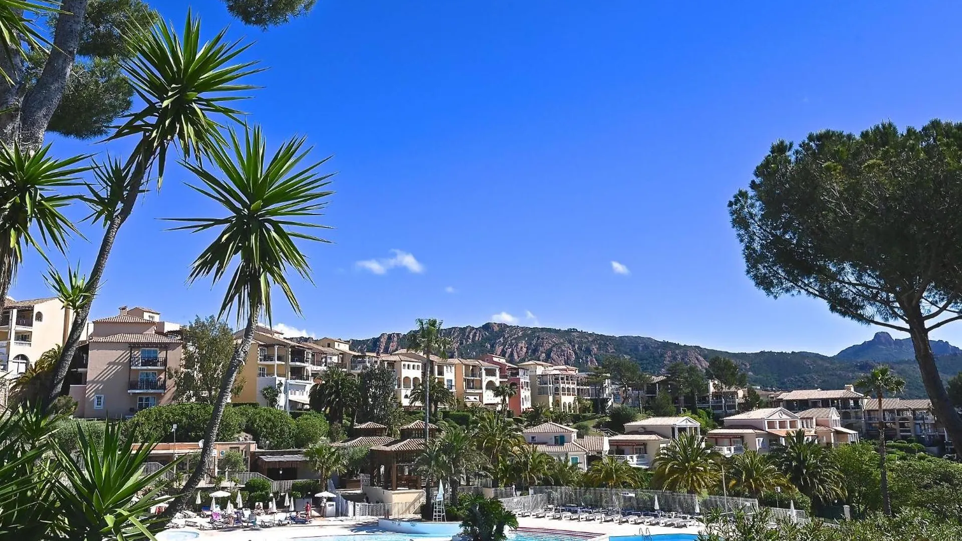 Apartment Village Cap Esterel - Le Village-53 By Interhome Saint-Raphaël