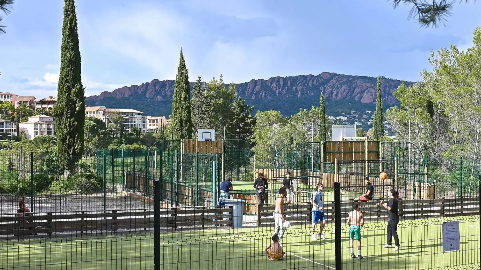 Apartment Village Cap Esterel - Le Village-53 By Interhome Saint-Raphaël